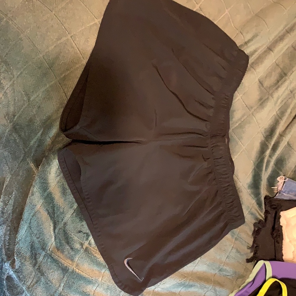 Nike (Medium) Dri-Fit Shorts / Black